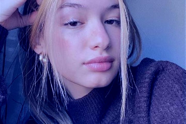 Lillian, 21, a blonde brown-eyed indian companion based in Shelbourne. Offering Fetish, Overnight, GFE, Couples. Available for incall and outcall, day and ev...