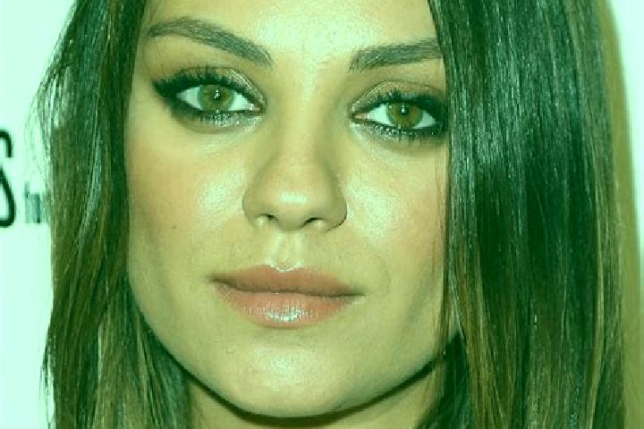 Lillian, 21, a brunette hazel-eyed indian companion based in Shakgwe. Offering Dinner Date, Travel Companion, BDSM. Available for incall and outcall, overnig...