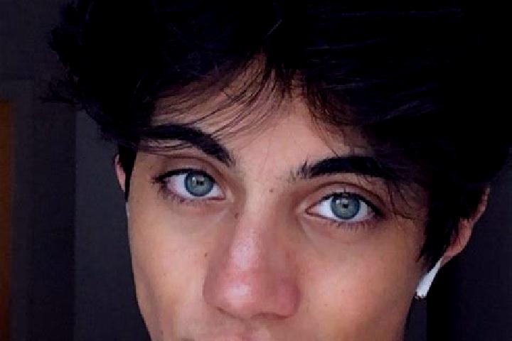 Lillian, 21, a chestnut dark-eyed caucasian companion based in Tocuyo de La Costa. Offering 69, Erotic Massage, Couples. Available for incall and outcall, ov...