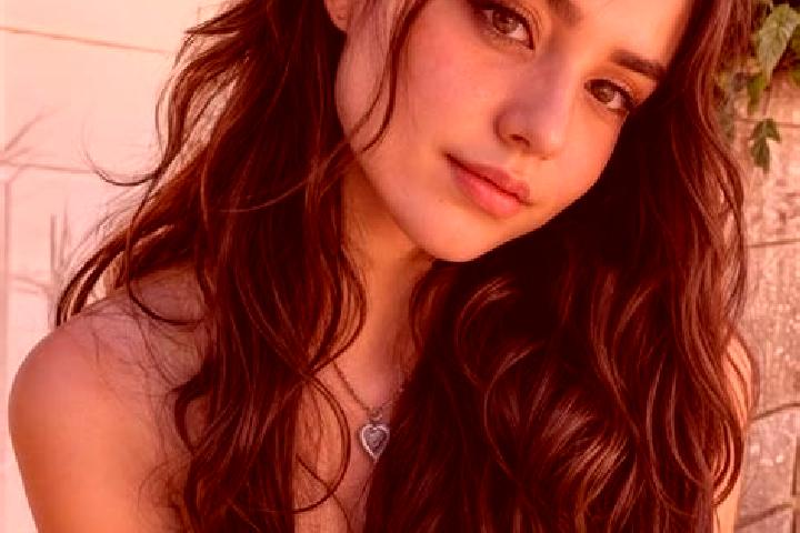 Lillian, 21, a chestnut hazel-eyed middle eastern companion based in Bellitas. Offering BDSM, 69, Dinner Date, Striptease. Available for incall and outcall, ...
