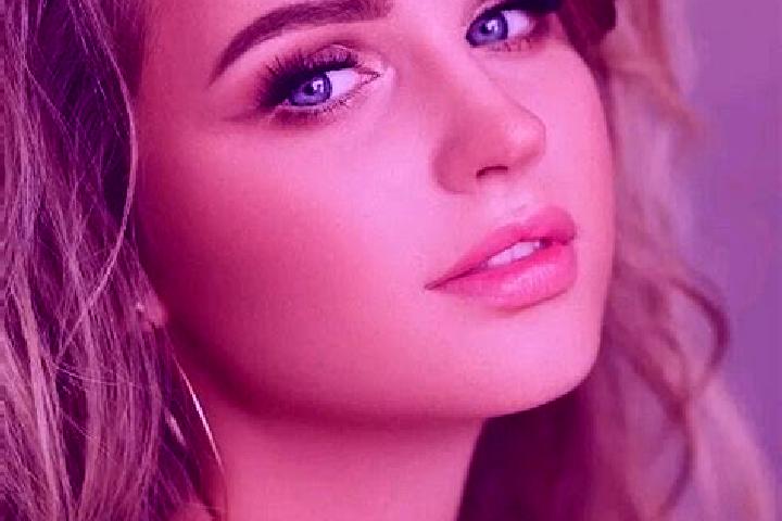 Lillian, 21, a dark blonde blue-eyed caribbean companion based in Poabenefla. Offering GFE, Overnight, Duos, Massage. Available for incall and outcall, overn...