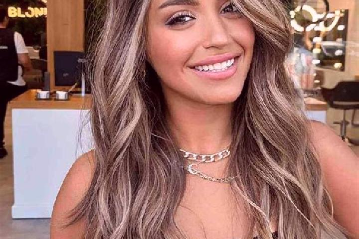 Lillian, 21, a dark blonde brown-eyed mixed companion based in Shlyakh. Offering Striptease, OWO, 69, Massage. Available for incall and outcall, day and even...