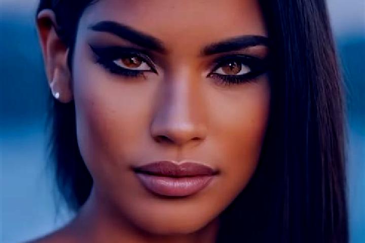 Lillian, 21, a dark blonde dark-eyed latina companion based in Baguazhou. Offering GFE, Prostate Massage, Couples, BDSM, Overnight. Available for incall and ...
