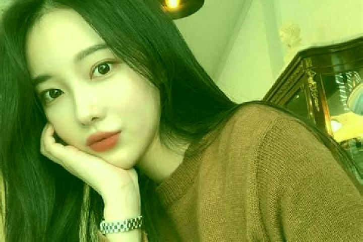 Lillian, 21 — Escort in Baishun, China
