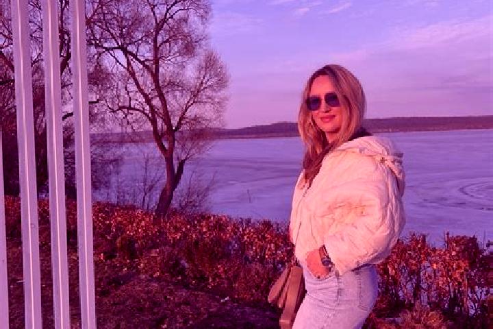 Lillian, 21 — Escort in Bryukhovychi, Ukraine