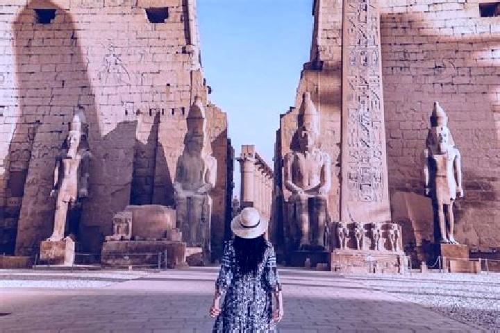 Lillian, 21 — Escort in Esna, Egypt