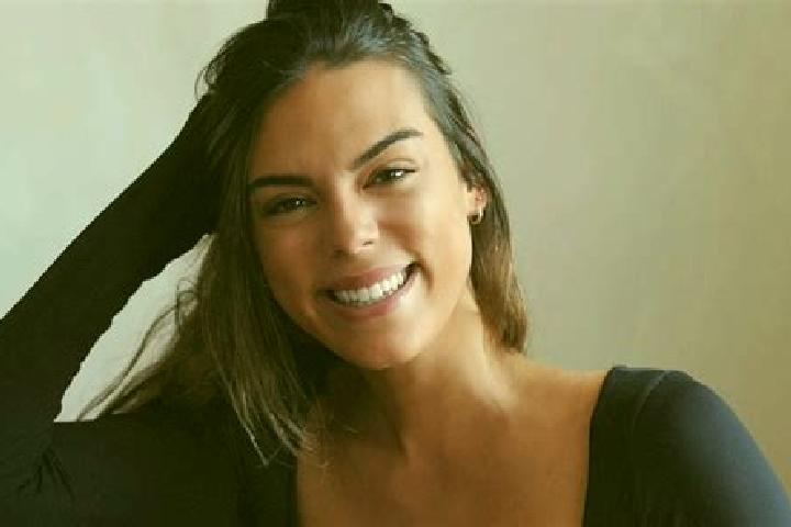 Lillian, 21 — Escort in Pontevedra, Argentina