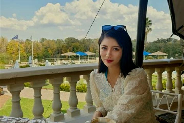 Lillian, 21 — Escort in Yandian, China