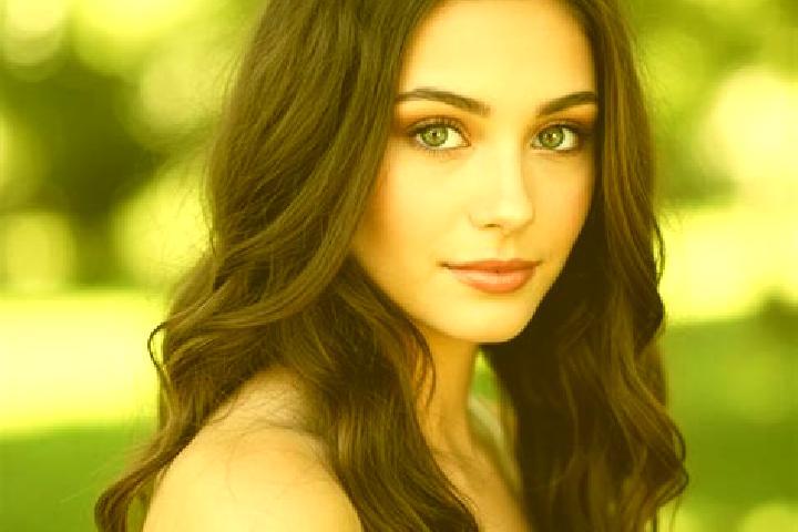 Lillian, 22, a brunette hazel-eyed latina companion based in Levate. Offering OWO, Dinner Date, Erotic Massage. Available for incall and outcall, day and eve...