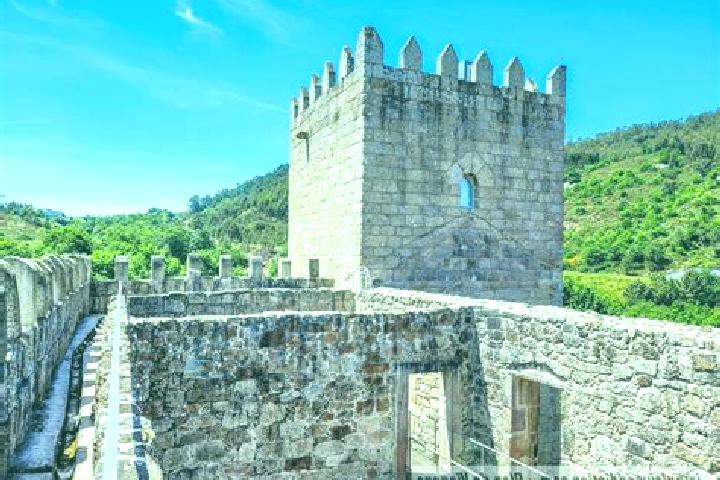 Lillian, 22 — Escort in Arcos, Portugal