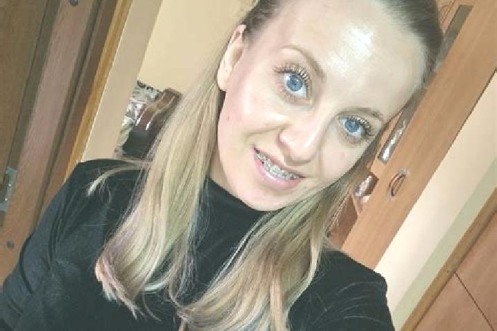 Lillian, 22 — Escort in Gorga, Spain