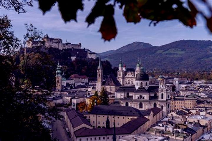 Lillian, 22 — Escort in Gradenberg, Austria