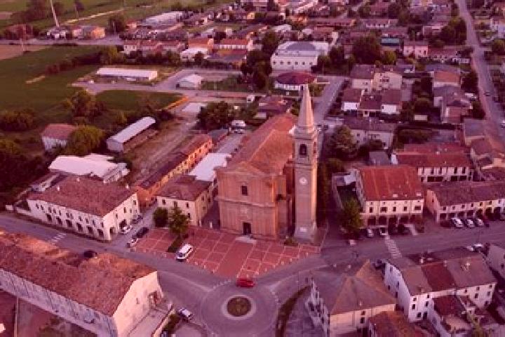 Lillian, 22 — Escort in San Giacomo delle Segnate, Italy