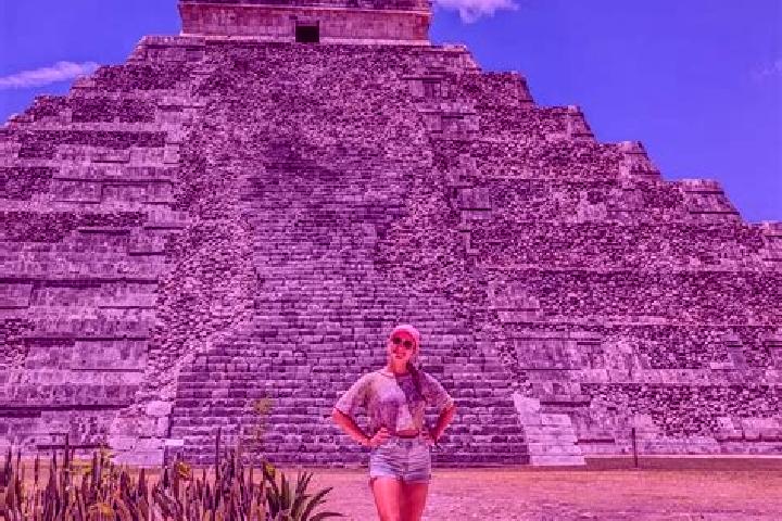 Lillian, 22 — Escort in Ticuman, Mexico