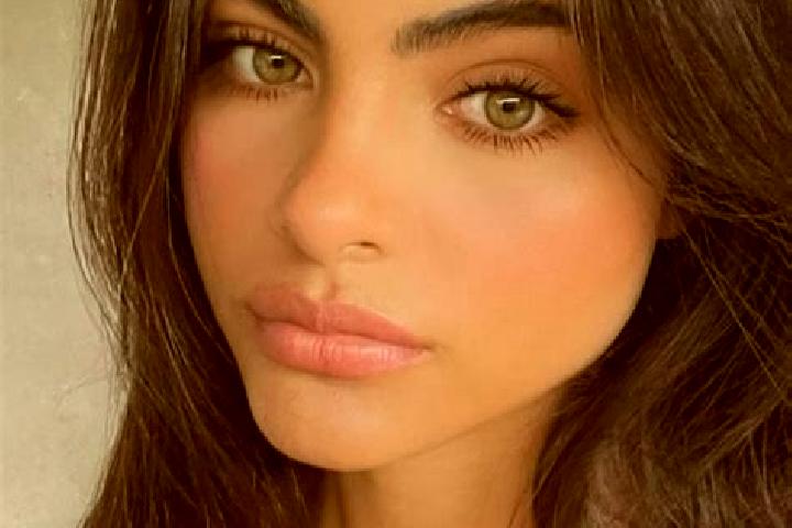 Lillian, 23, a auburn dark-eyed indian companion based in Glogovac. Offering GFE, Girlfriend Experience, Domination, Tantra. Available for incall and outcall...
