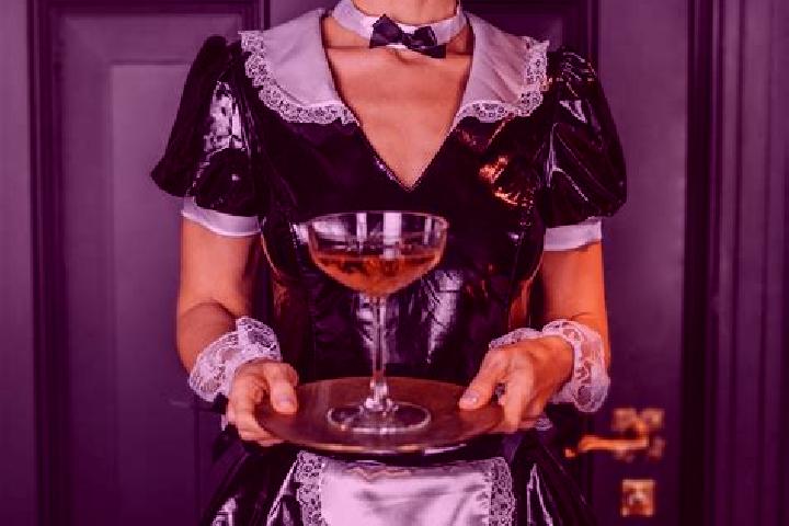 Lillian, 23, a black blue-eyed caucasian companion based in Pasir Panjang. Offering Duos, Tantra, BDSM. Available for incall and outcall, day and evening dates.