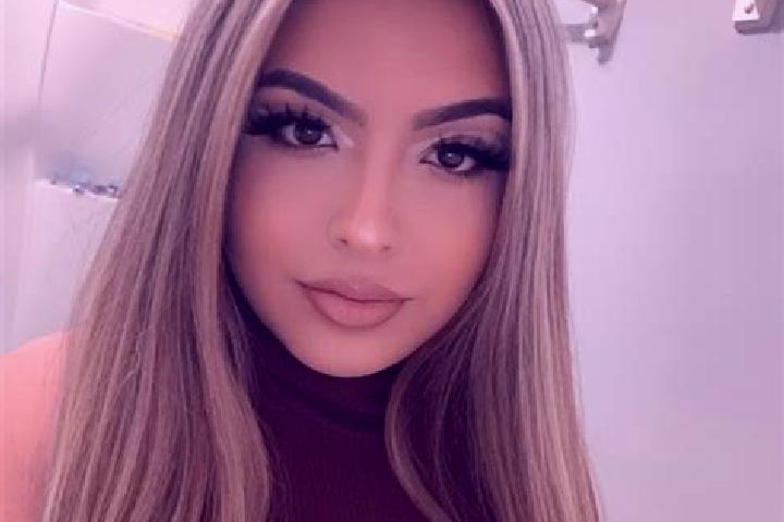 Lillian, 23, a blonde dark-eyed latina companion based in Curiapo. Offering Party Girl, Duos, 69. Available for incall and outcall, overnight bookings availa...