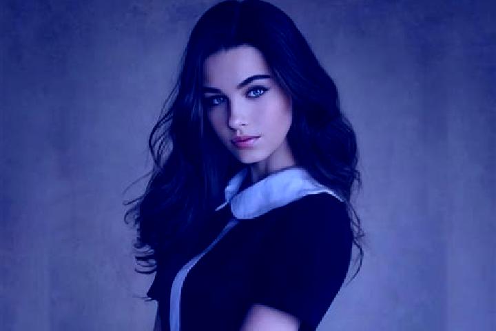 Lillian, 23, a red blue-eyed slavic companion based in Tabursuq. Offering Striptease, A-Level, Girlfriend Experience, Roleplay. Available for incall and outc...