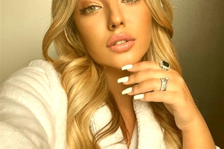 Lillian, 23 — Escort in Adigeni, Georgia
