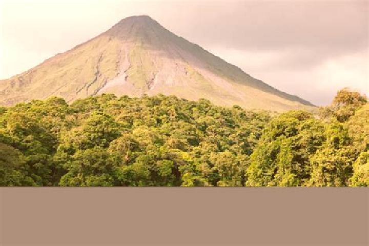 Lillian, 23 — Escort in Alajuela, Costa Rica