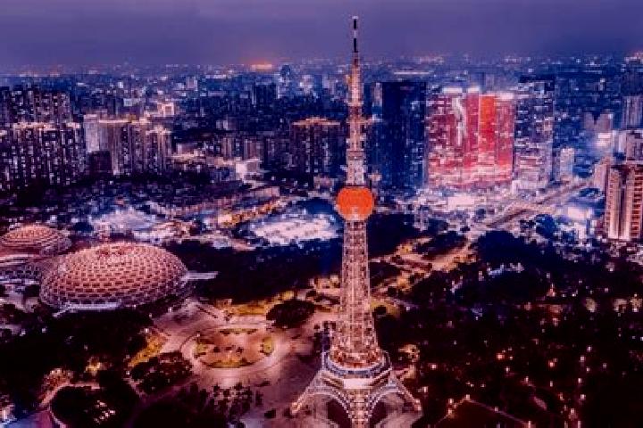 Lillian, 23 — Escort in Jinhe, China
