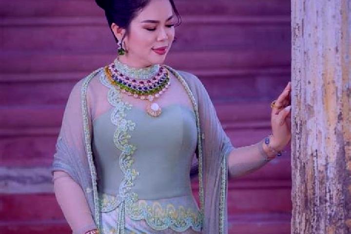 Lillian, 23 — Escort in Kyimyindine, Myanmar