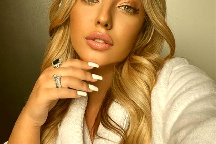 Lillian, 23 — Escort in Letsovytsia, Ukraine