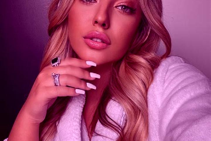 Lillian, 23 — Escort in Nielisz, Poland