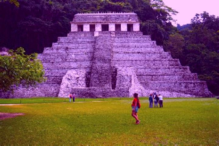 Lillian, 23 — Escort in Palenque, Mexico