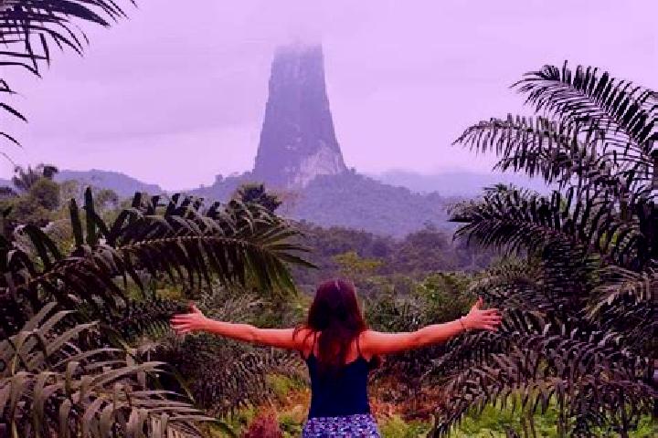 Lillian, 23 — Escort in Sao Patricio, Brazil