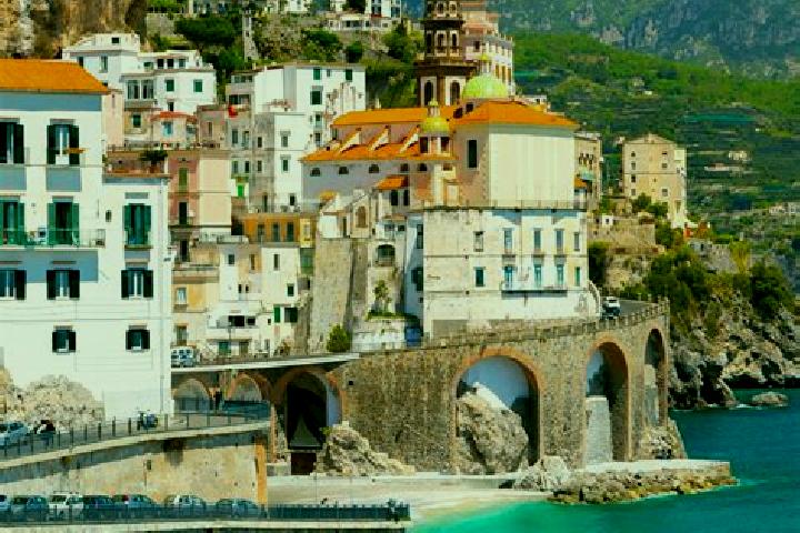 Lillian, 23 — Escort in Smerillo, Italy