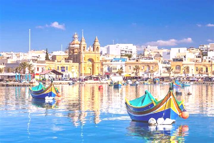 Lillian, 23 — Escort in Valletta, Malta