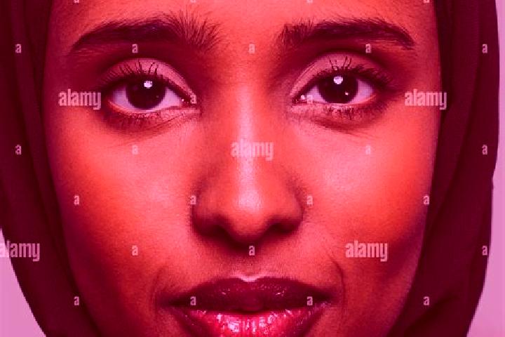 Lillian, 24, a auburn dark-eyed middle eastern companion based in La Mesa de los Conejos. Offering BDSM, GFE. Available for incall and outcall, overnight boo...