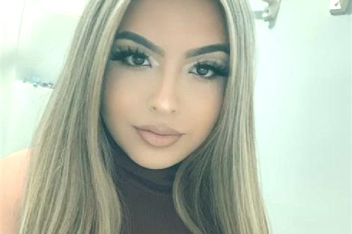 Lillian, 24, a blonde dark-eyed latina companion based in Sunbury-York South. Offering Massage, OWO, GFE, Striptease. Available for incall and outcall, day a...
