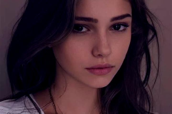 Lillian, 24, a chestnut hazel-eyed slavic companion based in Higuerillas. Offering Dinner Date, Erotic Massage, A-Level. Available for incall and outcall, da...