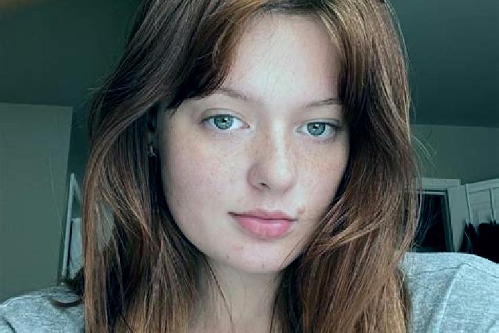 Lillian, 24, a red brown-eyed indian companion based in Minas de Matahambre. Offering A-Level, Roleplay, Massage. Available for incall and outcall, overnight...