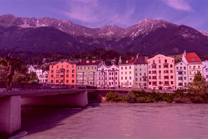 Lillian, 24 — Escort in Ausserschmirn, Austria