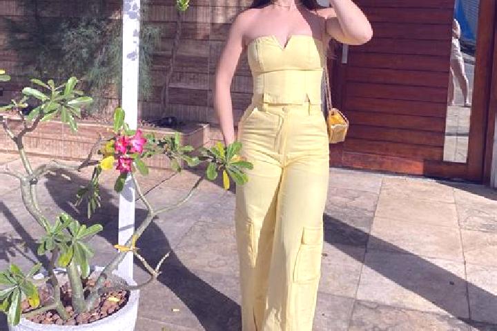 Lillian, 24 — Escort in Banabuiu, Brazil