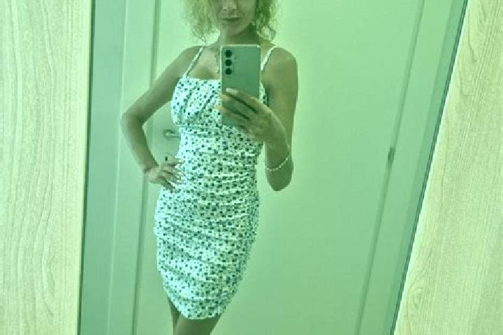 Lillian, 24 — Escort in Finnentrop, Germany