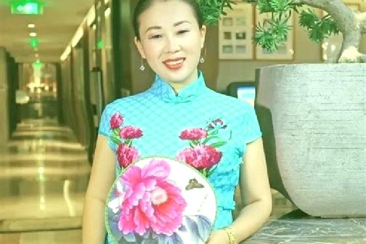 Lillian, 24 — Escort in Guohe, China