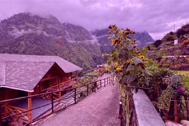 Lillian, 24 — Escort in Joshimath, India