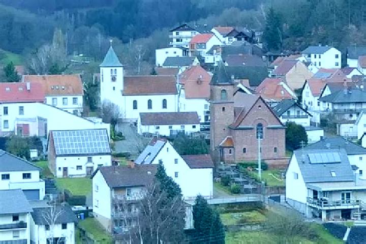 Lillian, 24 — Escort in Mittelbrunn, Germany
