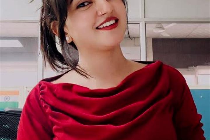 Lillian, 24 — Escort in Sarab-e Kalan, Iran