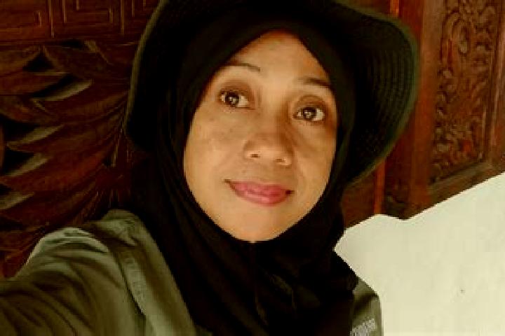 Lillian, 24 — Escort in Sindangkerta, Indonesia