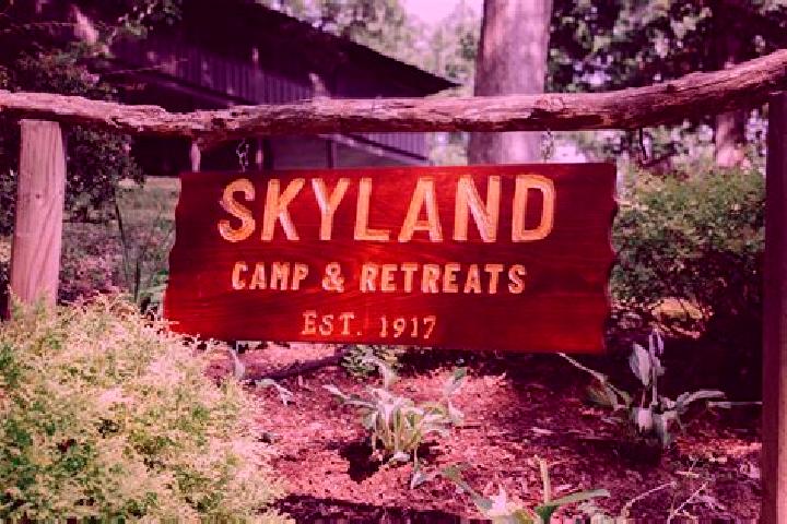 Lillian, 24 — Escort in Skyland Estates, United States
