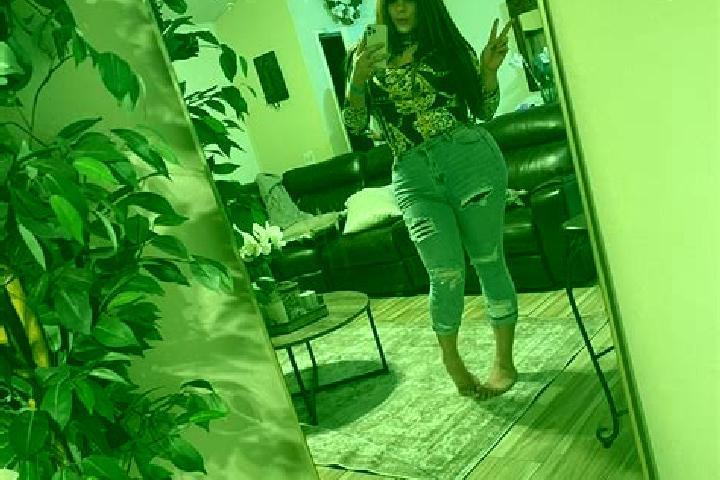 Lillian, 24 — Escort in South Taft, United States