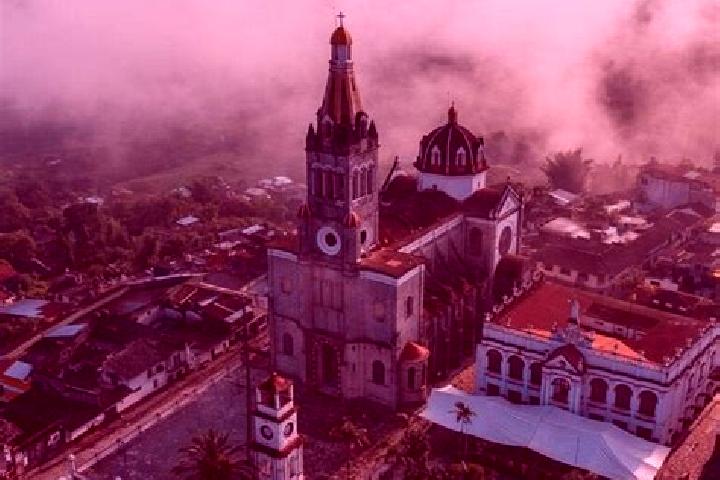 Lillian, 24 — Escort in Tzinacapan, Mexico