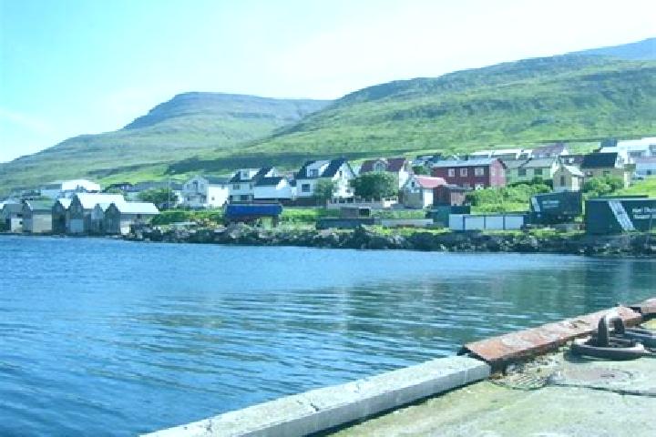 Lillian, 24 — Escort in Ytri Skali, Faroe Islands