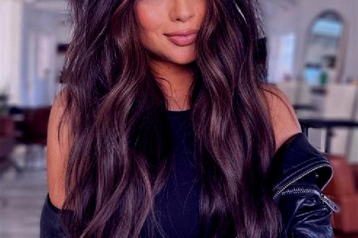 Lillian, 25, a brunette dark-eyed mixed companion based in Sorocaba. Offering Massage, Tantra, 69, Fetish. Available for incall and outcall, day and evening ...