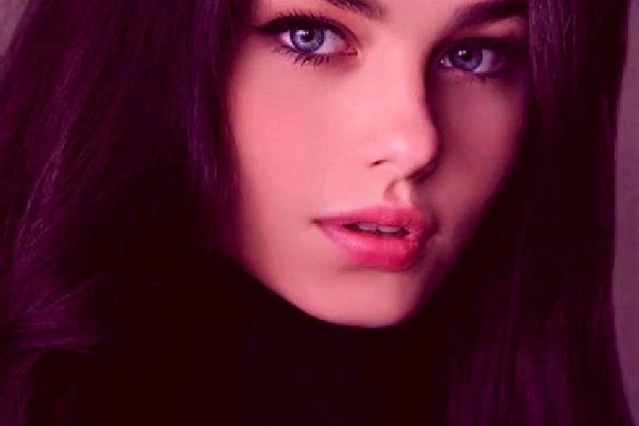 Lillian, 25, a brunette grey-eyed caucasian companion based in Allogny. Offering CIM, Roleplay, GFE. Available for incall and outcall, overnight bookings ava...